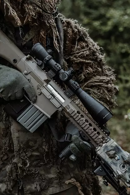 Luneta M3 3.5-10x40 z podświetlanym krzyżem Military version [PCS]