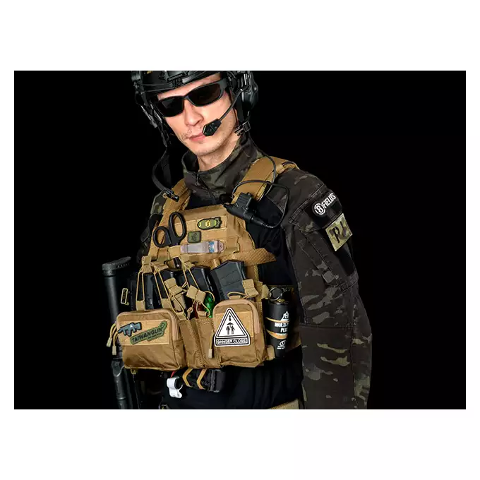 [Zestaw] Buckle Up Assault Plate Carrier Cummerbund - Black [8FIELDS PREMIUM] + Buckle Up potrójna ładownica na magazynki 5.56 - Black + Szturmowy panel na plecy Mod.2 - Black [8FIELDS PREMIUM]