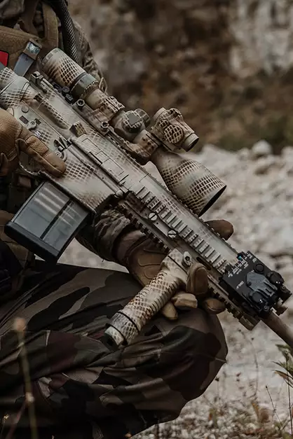 Chwyt przedni na szynę RIS typ GRIP POD - black
