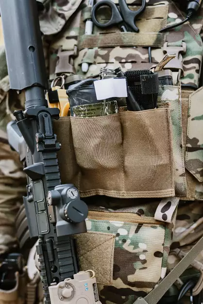 Elastyczna potrójna ładownica na magazynki M4/M16 - Olive [8FIELDS]