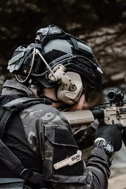 HEL-STAR 6 GEN III helmet marker - DarkEarth/Green [WADSN]
