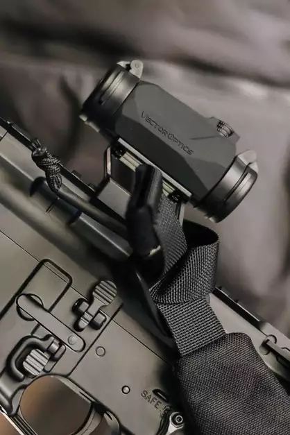 Maverick-IV 1x20 Red Dot Sight - Black [Vector Optics]