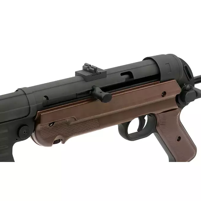 [Zestaw] SR40 GBB CO2 [SRC] + Magazynek CO2 do SR40 na 30 kulek [SRC]