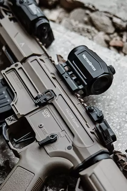 Scrapper 1x25 RED DOT SIGHT - black [Vector Optics] | Taiwangun