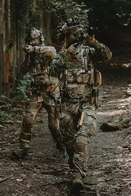 Komplet polimerowych ładownic na magazynki - Dark Earth [FMA]