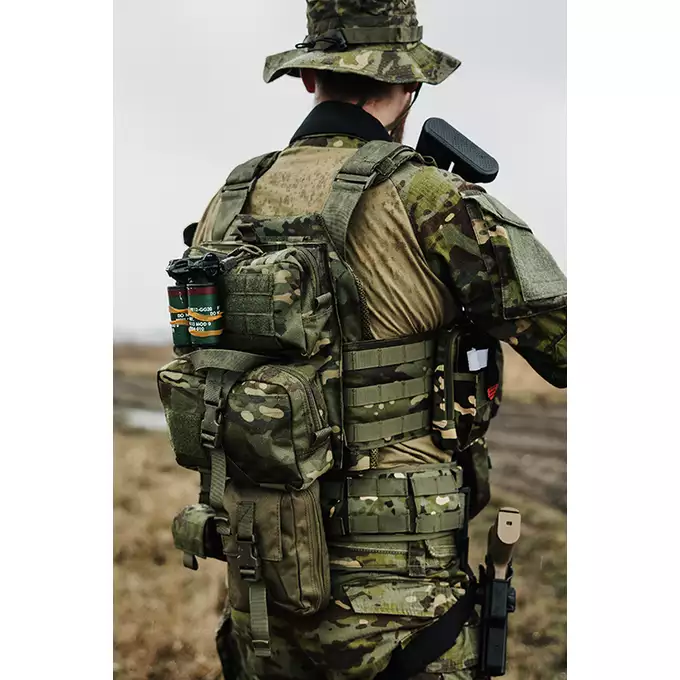 [Zestaw] Buckle Up Assault Plate Carrier Cummerbund - MT [8FIELDS] + Ładownica Under Zip Pouch do kamizelek - MT [8FIELDS] + SZTURMOWY PANEL NA PLECY MOD.3  - MT [8FIELDS] + Buckle Up potrójna ładownica karabinowo-pistoletowa 5.56/9mm - MT