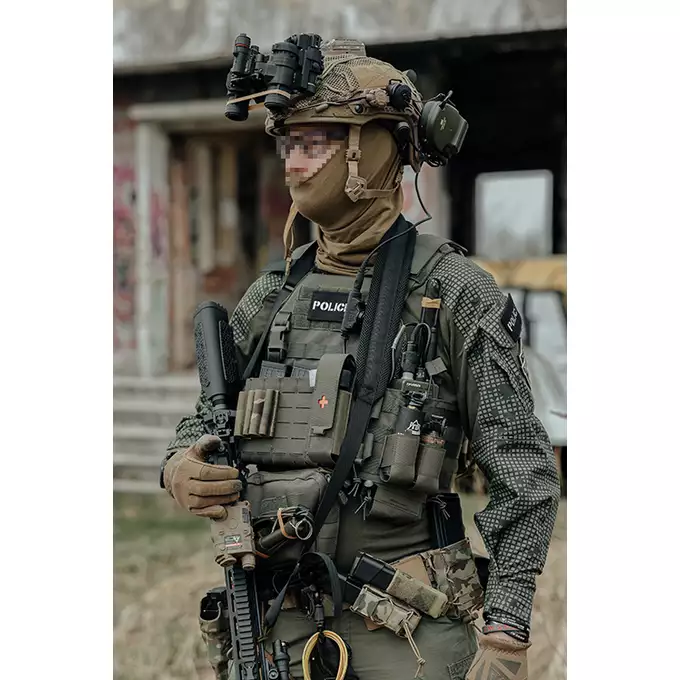 [Zestaw] Buckle Up Assault Plate Carrier Cummerbund - Black [8FIELDS] + Ładownica Under Zip Pouch do kamizelek - Black [8FIELDS] + SZTURMOWY PANEL NA PLECY MOD.3 - Black [8FIELDS] + Buckle Up potrójna ładownica karabinowo-pistoletowa 5.56/9mm - BK