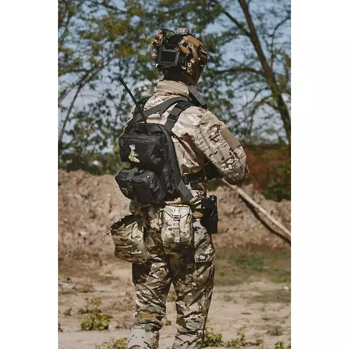 [Zestaw] Jump Plate Carrier Cummerbund - Black [8FIELDS] + SZTURMOWY PANEL NA PLECY MOD.3 - Black [8FIELDS] + Ładownica Under Zip Pouch do kamizelek - Black [8FIELDS]
