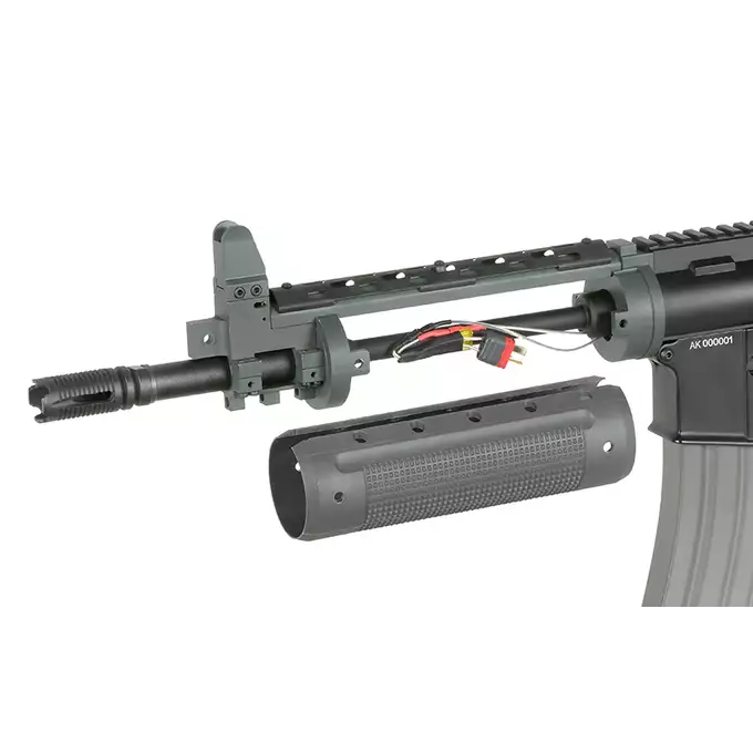 LR300S assault rifle replica [A&amp;K]