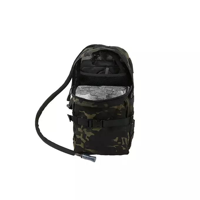 [Zestaw] Jump Plate Carrier V2 (Duży Rozmiar) - MB [8FIELDS] + Plecak hydracyjny MOLLE - MB [8FIELDS] + Potrójna ładownica karabinowa z zasobnikiem - MB [8FIELDS] + Nerka zrzutowa do kamizelki Mod.2 - MB [8FIELDS] + Duża zrywalna ładownica medyczna - Black [8FIELDS]