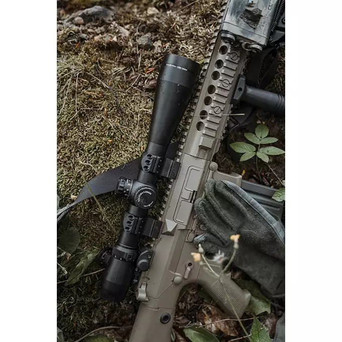 [Zestaw] MB08AE Upgraded Version - Black [WELL] + Luneta M3 3.5-10x40 z podświetlanym krzyżem Military version [PCS]