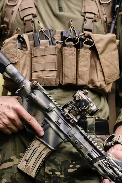 Buckle Up Chest Rig V3 - Coyote [8FIELDS]