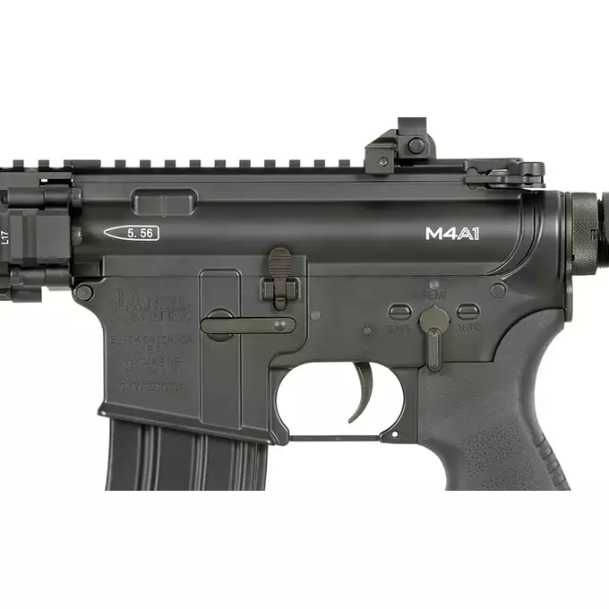 [Set] CM.105 Daniel Defense M4A1 - Black [EMG] + American 40mm QD RIS M203 grenade launcher replica [A&amp;K]