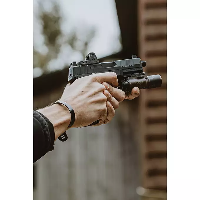 [Zestaw] Replika F1 BSF-19B - Black [EMG] + Miniaturowy Celownik Pistoletowy / karabinowy - Black [JJ Airsoft]