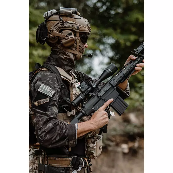 Matiz 6-18x44SFP Riflescope [Vector Optics]