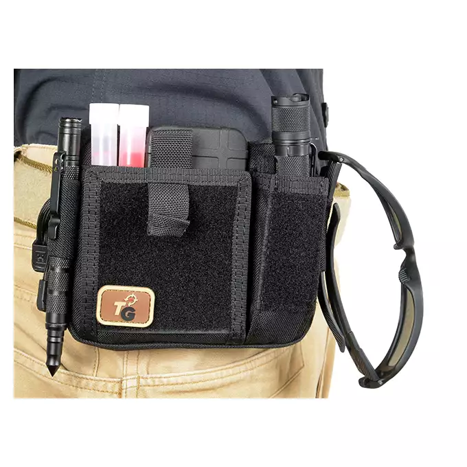 [Zestaw] Kamizelka taktyczna Goliath XL - TAN [8FIELDS] + Panel administracyjny - Coyote [8FIELDS] + Torba zrzutowa na magazynki - coyote [8FIELDS] + Prosta ładownica na naboje do strzelby - Coyote [8FIELDS] + MOLLE kangurowy panel przedni - Coyote [8FIELDS] + Duża zrywalna ładownica medyczna - Coyote [8FIELDS] + Potrójna ładownica na granaty 40mm - Coyote [8FIELDS] + Ładownica na radio PRC148/152 - Coyote [8FIELDS] + Wielozadaniowy plecak V2  - TAN [8FIELDS]
