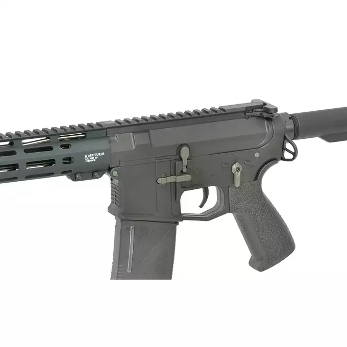 [Zestaw] AR15 Lite CQB AT-NY02-CQ [Arcturus] + Akumulator Li-ion 2600 mAh 7.4 V Stick T-Plug [VB] + Mini ładowarka Gens ace Imars G-Tech