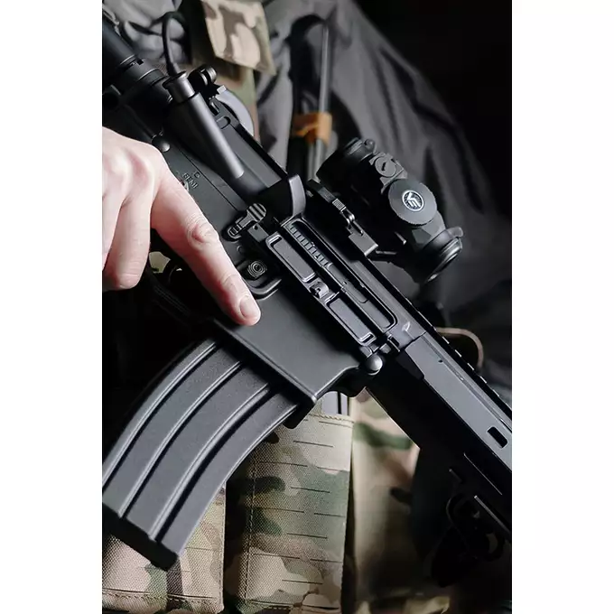 [Zestaw] Celownik kolimatorowy maverick-IV 1X20 - black [Vector Optics] + Montaż 21mm pod kolimator Maverick [Vector Optics] + Powiększalnik Maverick Gen3 3x22 Magnifier MIL [Vector Optics]