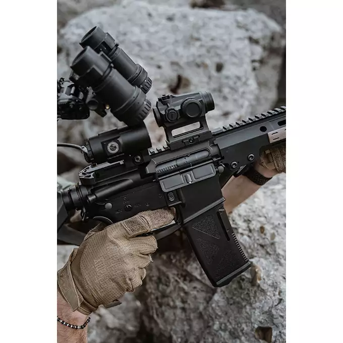 [Zestaw] Powiększalnik Maverick Gen3 3x22 Magnifier MIL [Vector Optics] + Montaż 21mm pod kolimator Maverick [Vector Optics] + Celownik kolimatorowy Maverick Gen3 1x22 MIL - Black [Vector Optics]