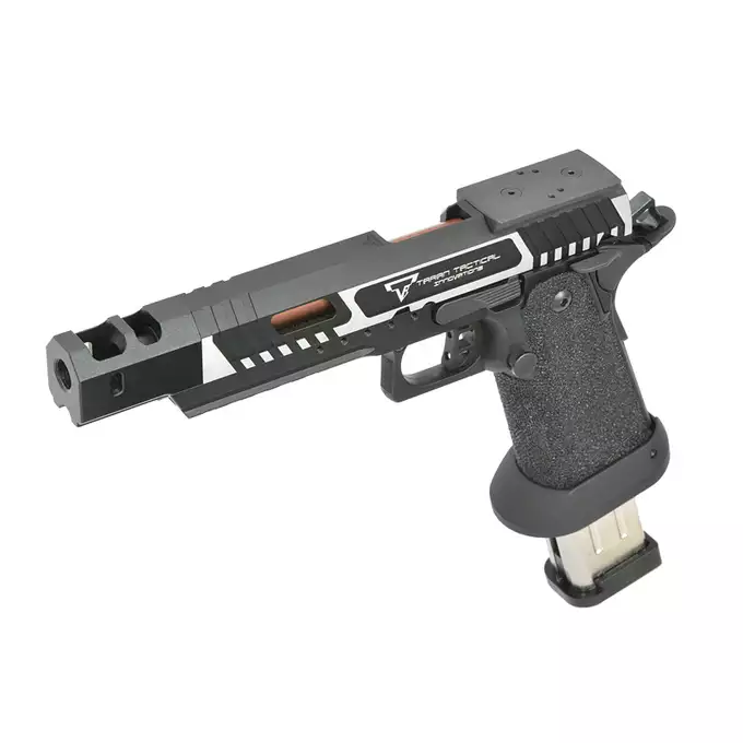 [Zestaw] Replika pistoletu TTI Combat Master Alpha (upgraded version) - Black [JAG Arms] + Długi magazynek do modeli Hi-Capa R501/R603/R604 - Silver [JAG Arms]