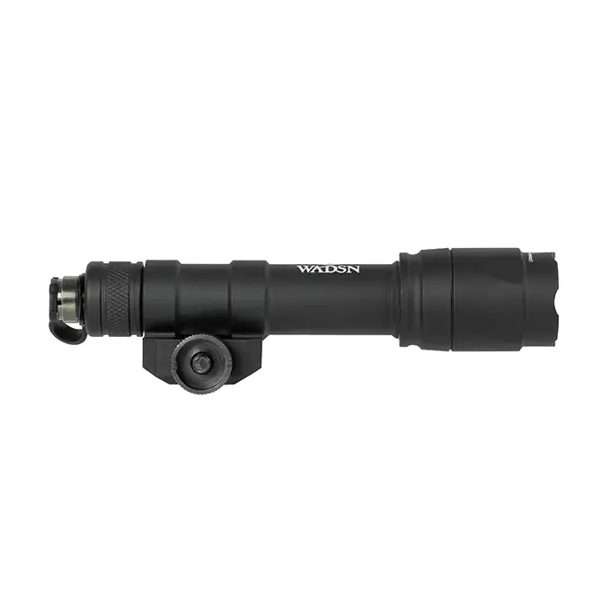 [Zestaw] Taktyczna latarka v600 - black [WADSN] + Montaż pod Włącznik Żelowy AN/PEQ -  Picatinni [WADSN]
