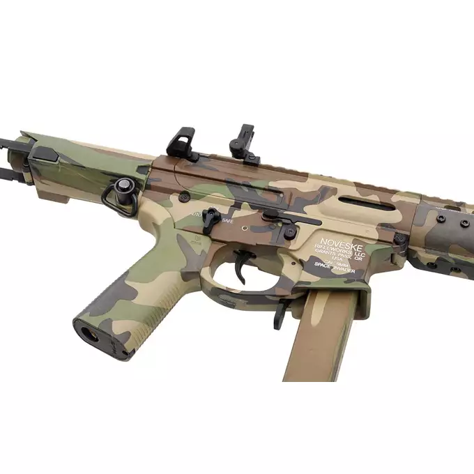 [Zestaw] Replika pistoletu Noveske Space Invader - Woodland [EMG] + Magazynek mid-cap 48 kulek do Noveske Space Invader [EMG]