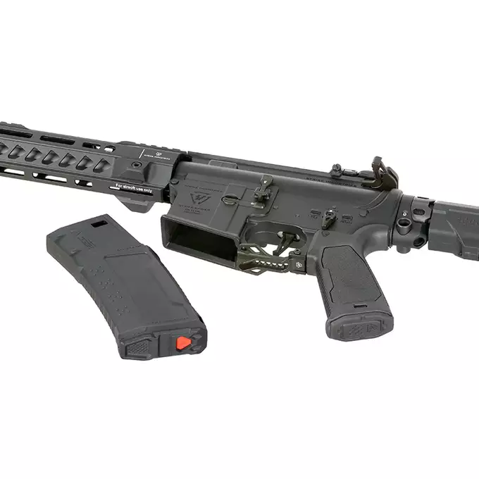 Strike industries 10" Raiders SBR AEG Rifle - Black [EMG]