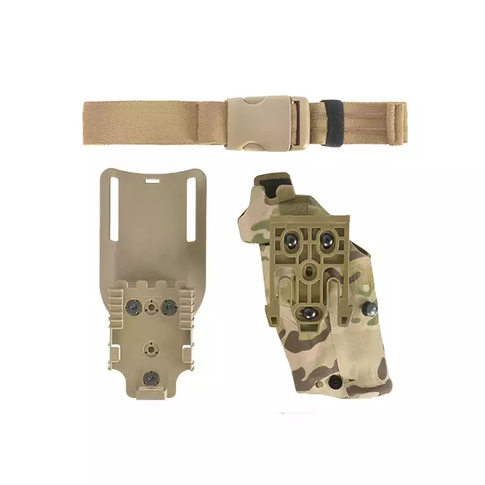Airsoftowa kabura do pistoletów serii G z latarką - MULTICAMO [WETAC]