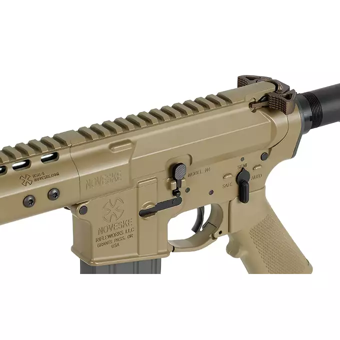 [Zestaw] Replika karabinka Noveske N4 MWS Gen3 GBBr - Tan [EMG] + Magazynek na Green Gaz do Karabinków Double Eagle MWS 35 kulek - Black [DE]