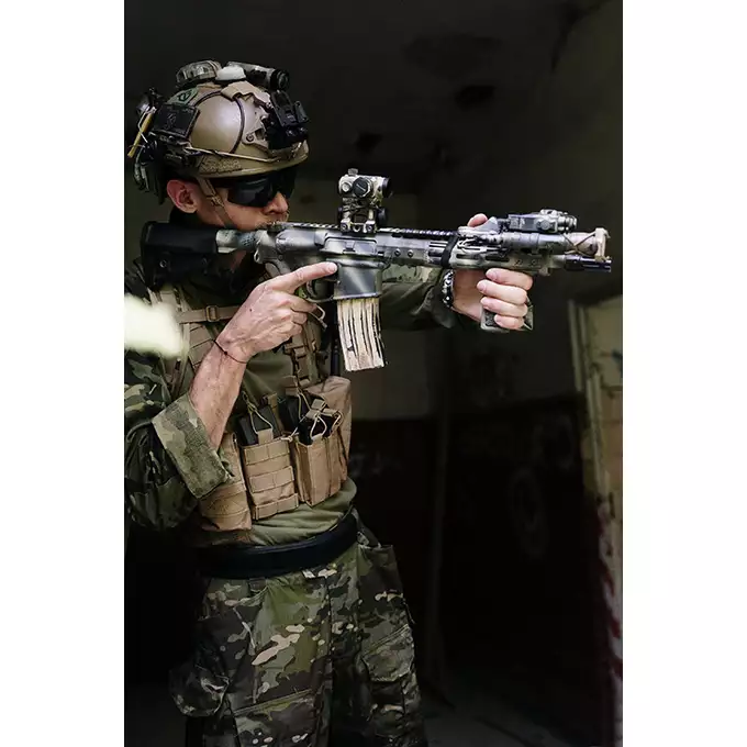 [Zestaw] Replika karabinka Noveske N4 MWS Gen3 GBBr - Tan [EMG] + Magazynek na Green Gaz do Karabinków Double Eagle MWS 35 kulek - Black [DE]