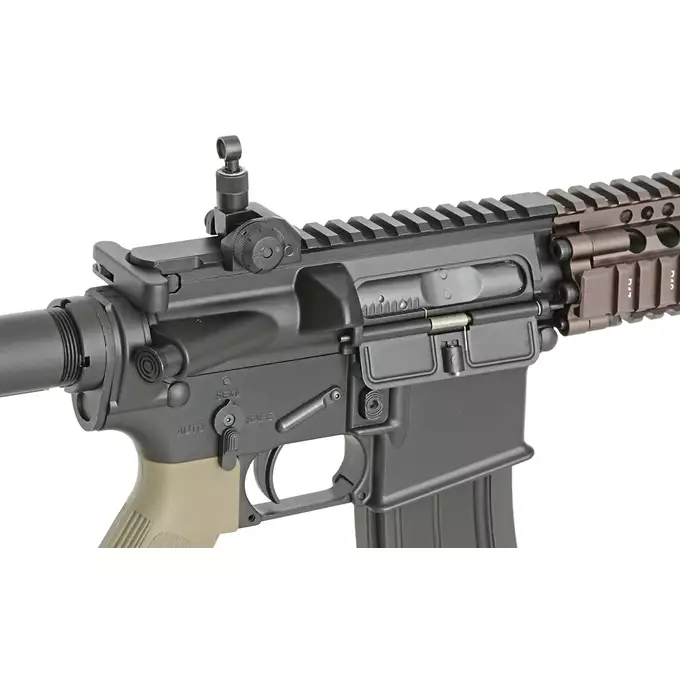 [Zestaw] Replika gazowa karabinka Daniel Defense MK18 - Tan [EMG] + Magazynek na Green Gaz do karabinków MC6593M/MC6595M [Golden Eagle]