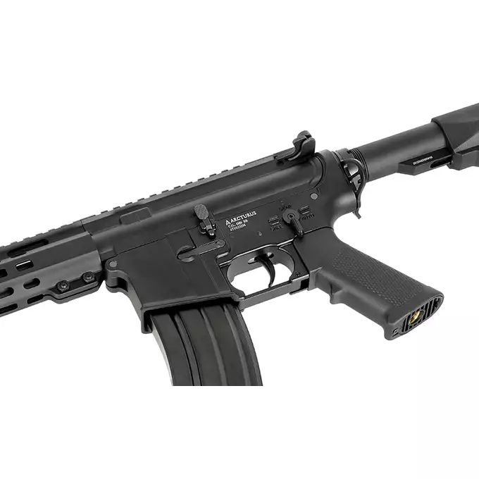 [Zestaw] AR15 Rifle AT-AR01-RF [Arcturus] + MAGAZYNEK O ZMIENNEJ POJEMNOŚCI 30/130 KULEK DO M4/M16 - BLACK [Arcturus]