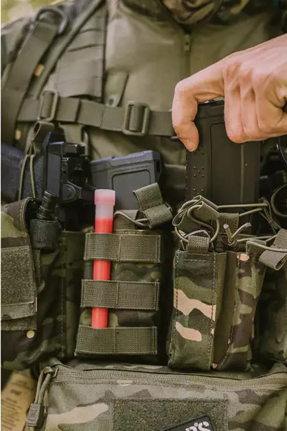 Otwarta pojedyncza ładownica na magazynki 5.56 - MT [8FIELDS]