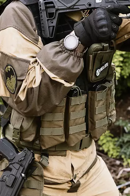 Otwarta podwójna ładownica na magazynki AK 7.62x39 - Olive [8FIELDS]
