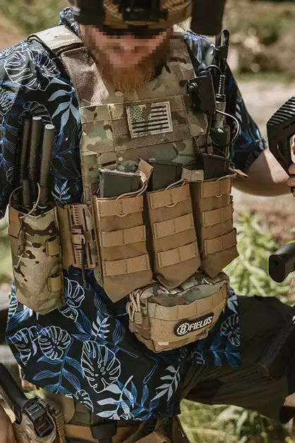 Otwarta potrójna ładownica na magazynki AK 7.62x39 - COYOTE [8FIELDS]