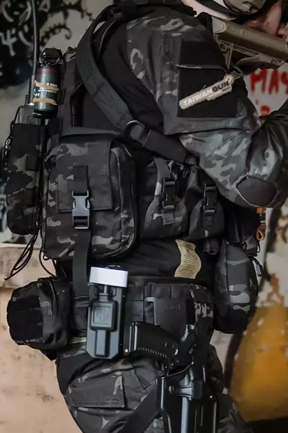 Frag Grenade Pouch - MB [8FIELDS]