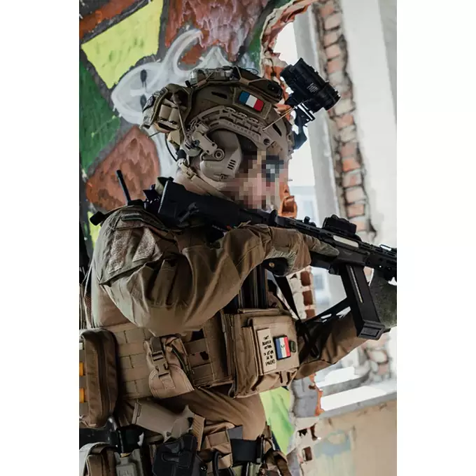 [Zestaw] Kask Spec-Ops nowej generacji - Tan [FMA] + Stalowa maska ochronna V.1 - Coyote/Camo [WOSPORT]