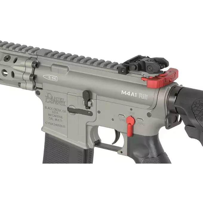 [Zestaw] Replika Daniel Defense M4A1 RIII 14.5" Eshooter ETU - Grey [EMG] + Magazynek Lancer L5 AWM 5.56 na 190 Kulek do M4/AR15 [EMG]