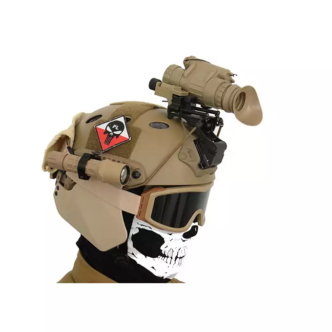 [Zestaw] Replika kasku FAST BJ - Black [EM] + Pokrowiec na hełm/kask typu FAST Mod. A - Tan [8FIELDS]