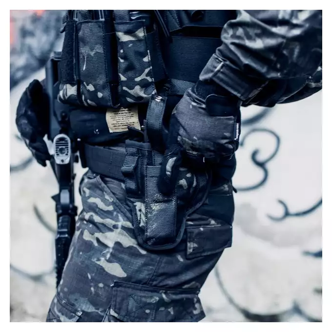 Oburęczna kabura pistoletowa do pasa - Coyote [8FIELDS]