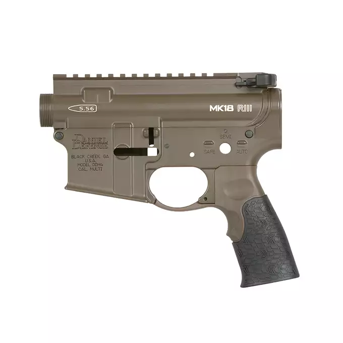 Zestaw korpusu Daniel Defense Mk18 RIII  MWS,CGS Brązowy [EMG]