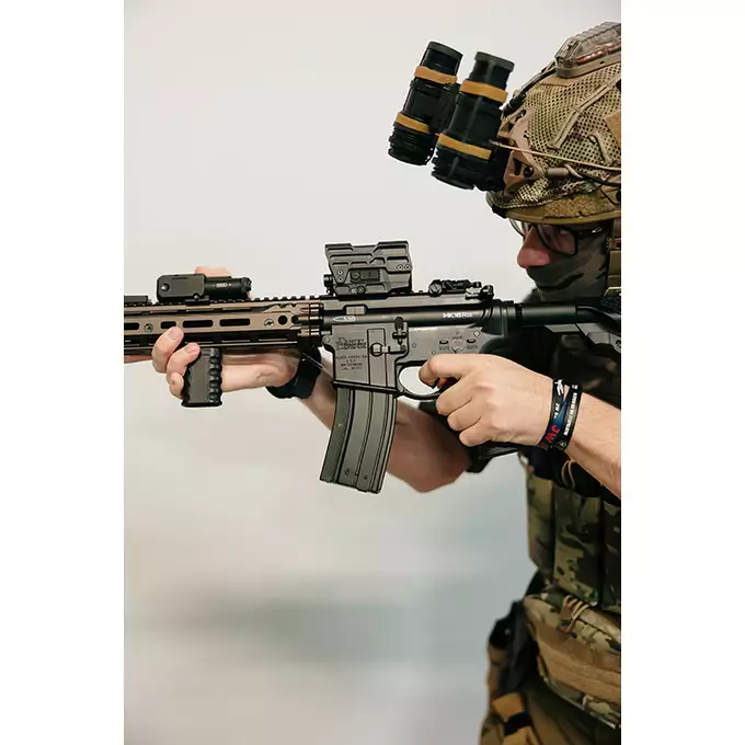 [Zestaw] Replika GBBR DD4 MK18 RIII S 10,3" [EMG] + Magazynek na Green Gaz do karabinków MC6593M/MC6595M [Golden Eagle]