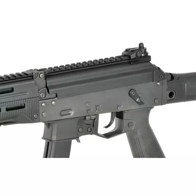 [Zestaw] WE06 Full Metal GBBR replika pistoletu maszynowego [WELL PRO] + Celownik Kolimatorowy Micro Scrapper 1x25 - Black [Vector optics]