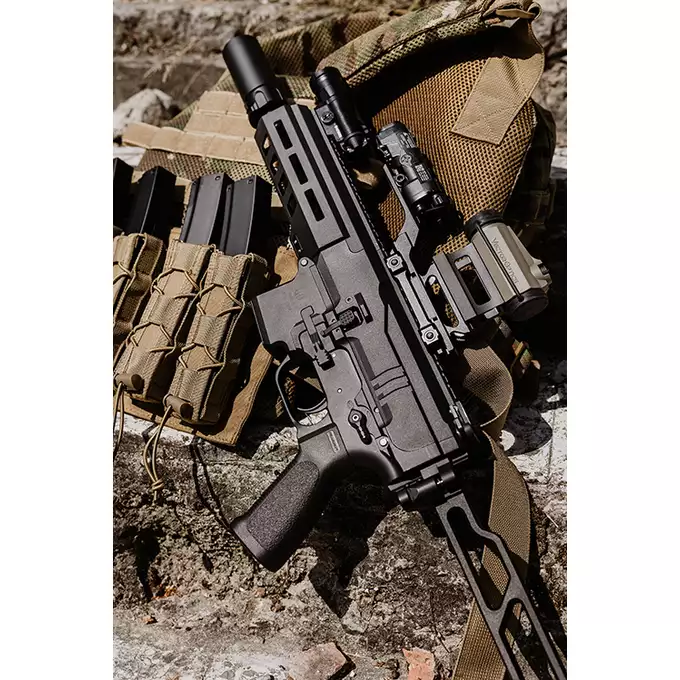 [Zestaw] Replika pistoletu maszynowego M924 DMP-9 ETU Wireless [DE] + Celownik Kolimatorowy Micro Scrapper 1x25 - Black [Vector optics]