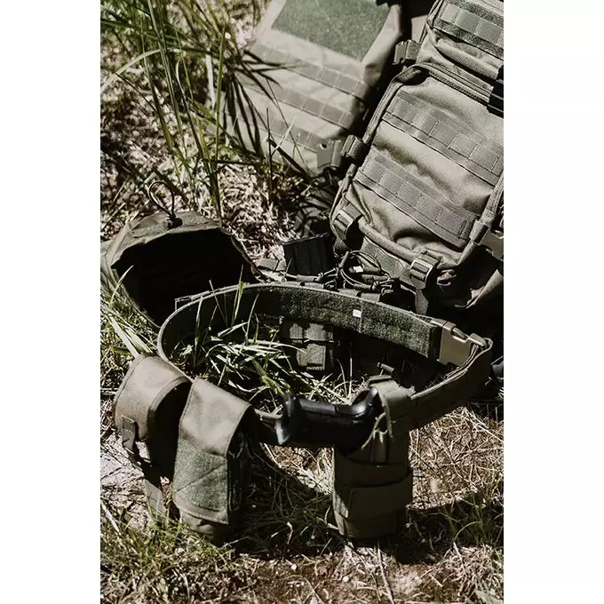 [Zestaw] Sztywny Pas Bojowy MOLLE (L) - Olive [8FIELDS] + Szybka podwójna ładownica MOLLE na magazynki do karabinu - Olive