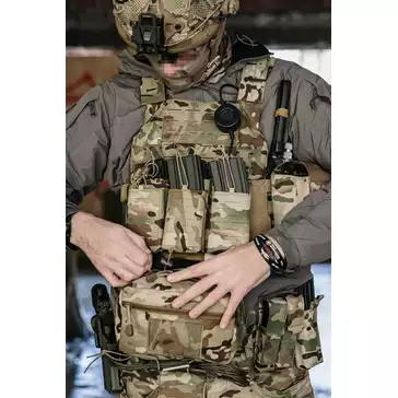 Laser-Cut “Buckle Up" Assault Plate Carrier with AR15/AK Magazine Pouch — Multicamo [8Fields]