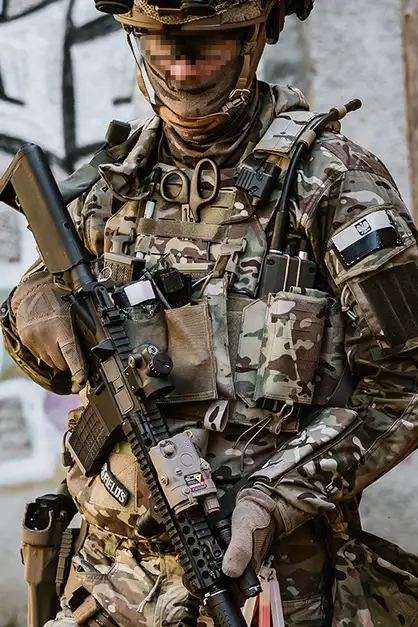 Laser-Cut “Buckle Up" Operator Plate Carrier with AR/AK Magazine Pouch — Multicamo [8Fields]