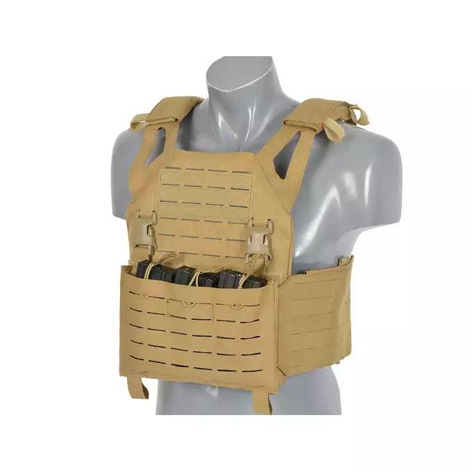 Laser-Cut “Buckle Up" Operator Plate Carrier with AR/AK Magazine Pouch — Coyote [8Fields]
