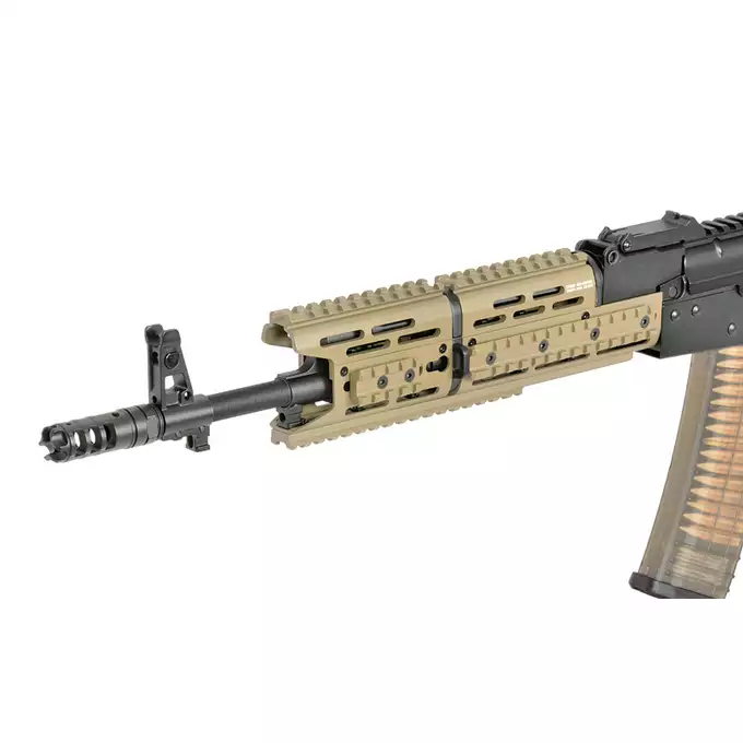 [Zestaw] Replika Karabinka Strike Industries AK-TRAX ETU Eshooter - Tan [EMG] + Maverick-II Plus 1x22 SOL Solar Power Red Dot Sight - black [Vector Optics]