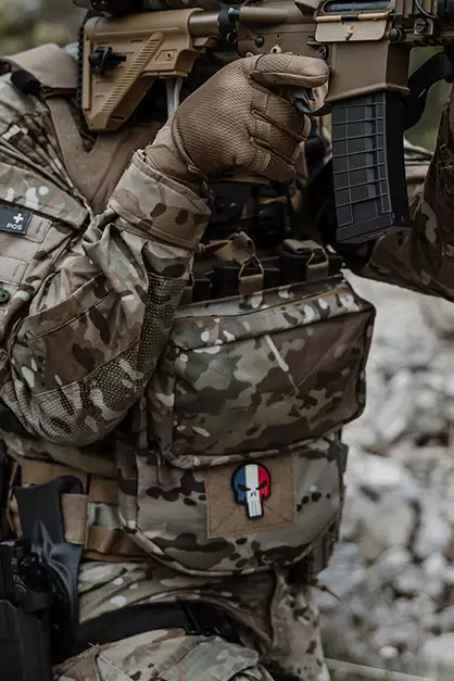 Potrójna ładownica karabinowa z zasobnikiem - Multicamo [8FIELDS]
